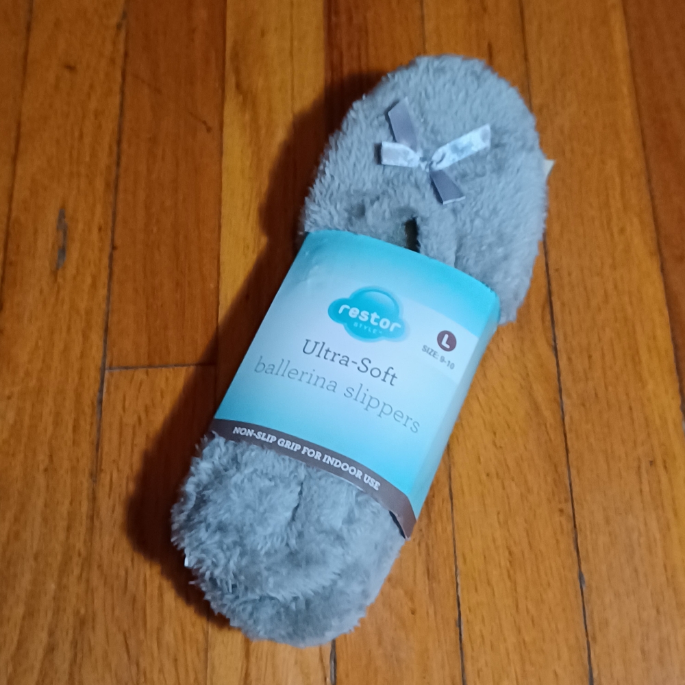 Restor Ultra-Soft Gray Ballerina Slippers
